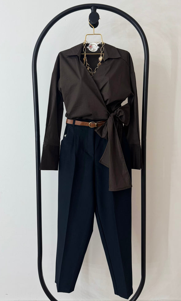 Pantalone- TAMNO PLAVE sa pojasom