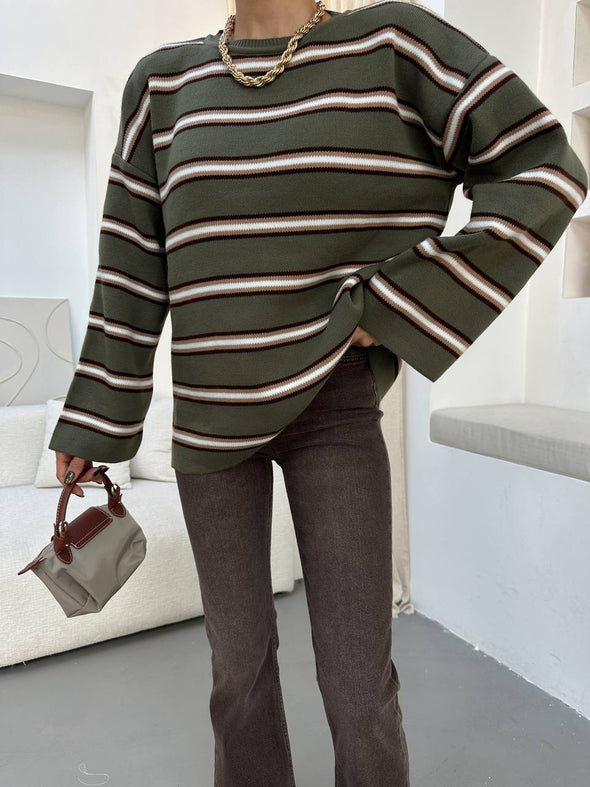 Dzemper maslinasti  sa prugama