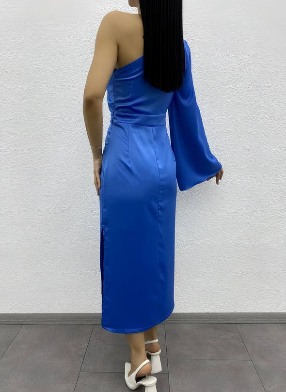 Plava haljina od satena