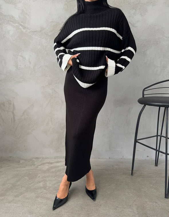 Komplet (dzemper, suknja i kais)