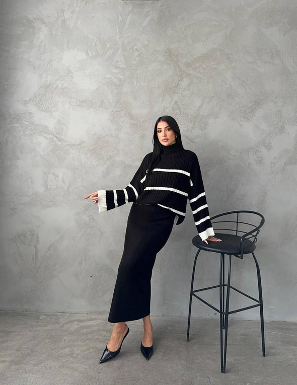 Komplet (dzemper, suknja i kais)