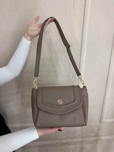 Clea light brown