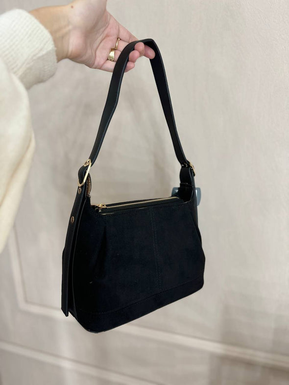 Tina black antilop